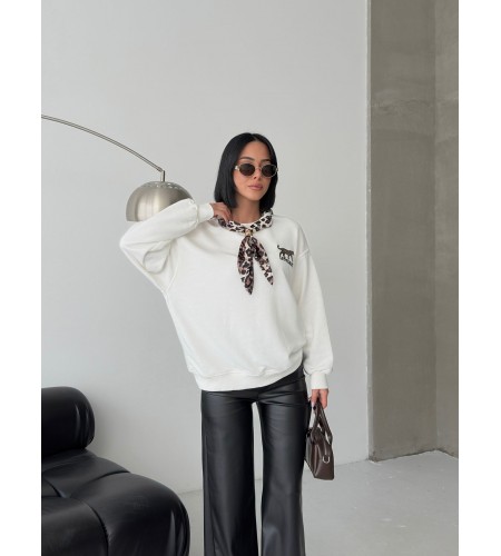  Fular ve Geyik Nakış Detaylı Oversize Sweatshirt Bej