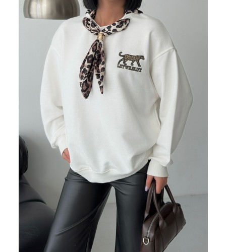  Fular ve Geyik Nakış Detaylı Oversize Sweatshirt Bej