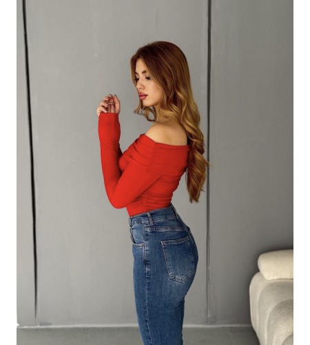 Madonna Yaka Kırmızı Bluz